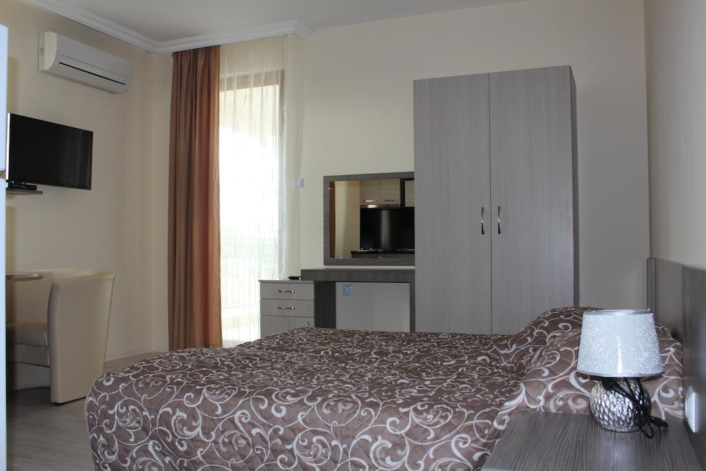 Brilliant Aparthotel Sozopol Room photo