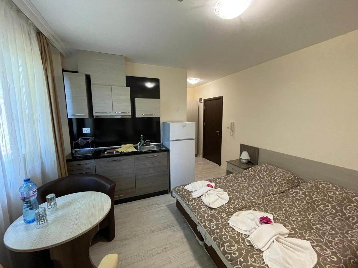 Brilliant Aparthotel Sozopol Exterior photo