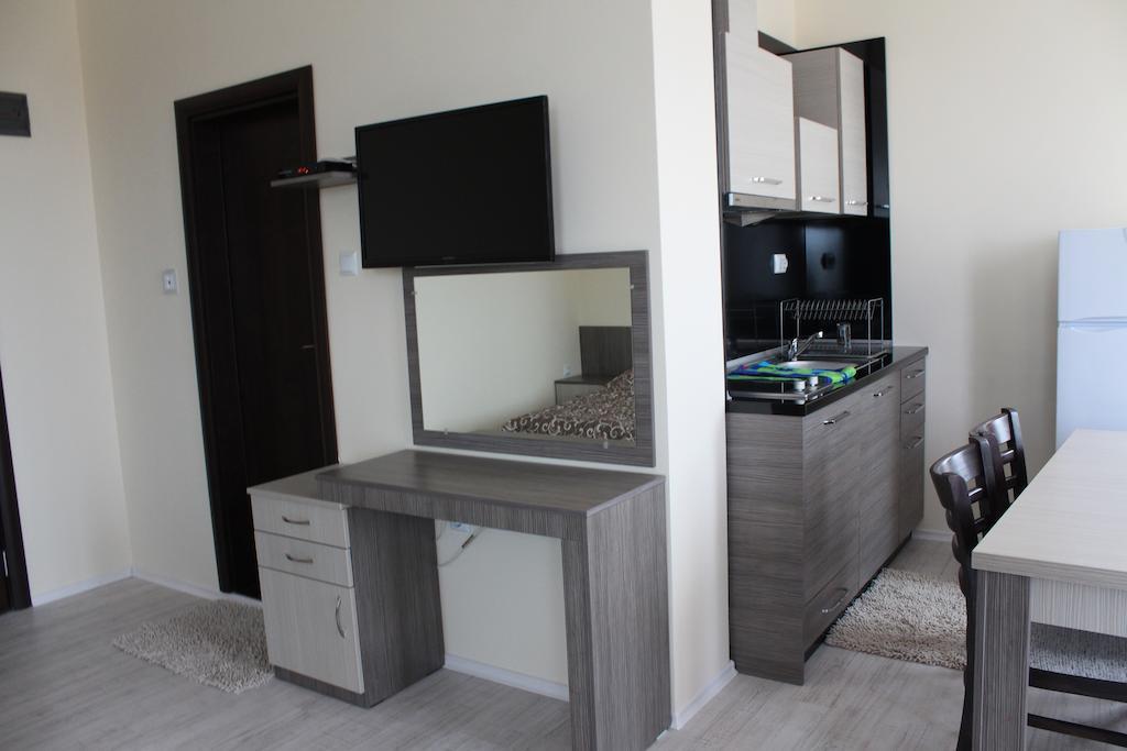 Brilliant Aparthotel Sozopol Room photo