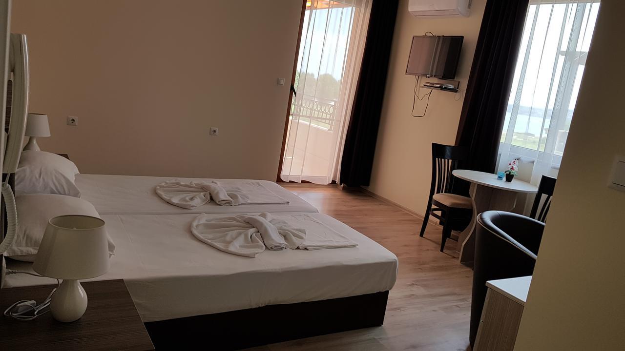 Brilliant Aparthotel Sozopol Exterior photo